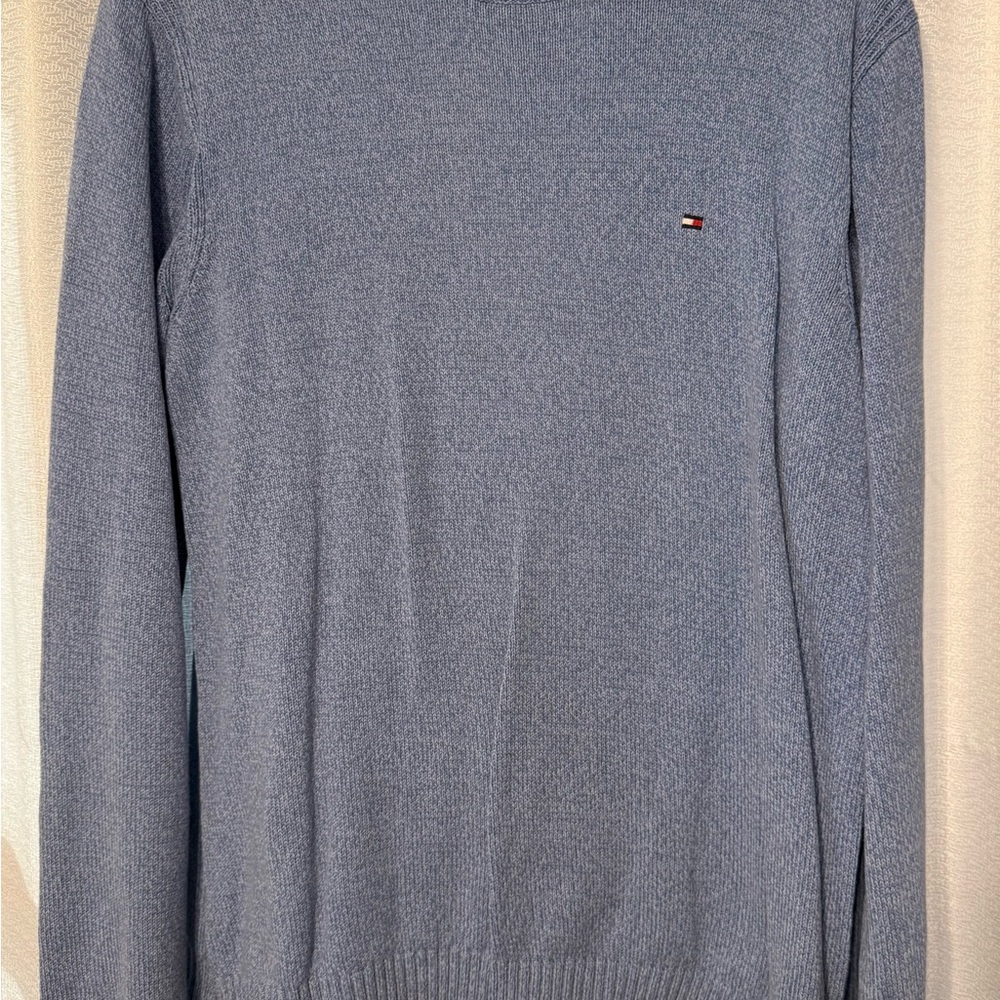 Tommy Hilfiger Men's Light Blue Crewneck Sweater